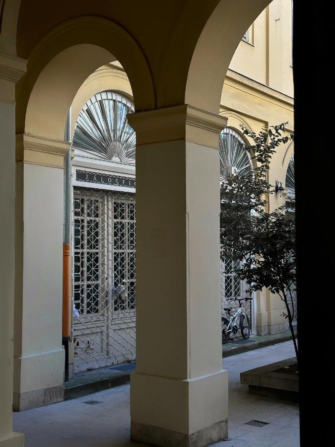 Old Town Apart Apartment Budapest Bagian luar foto