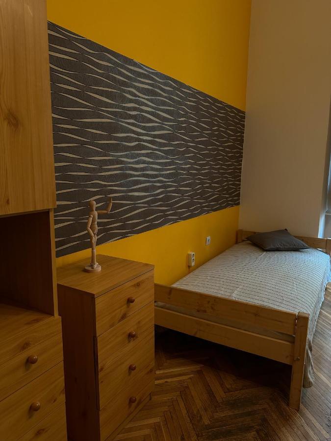 Old Town Apart Apartment Budapest Bagian luar foto